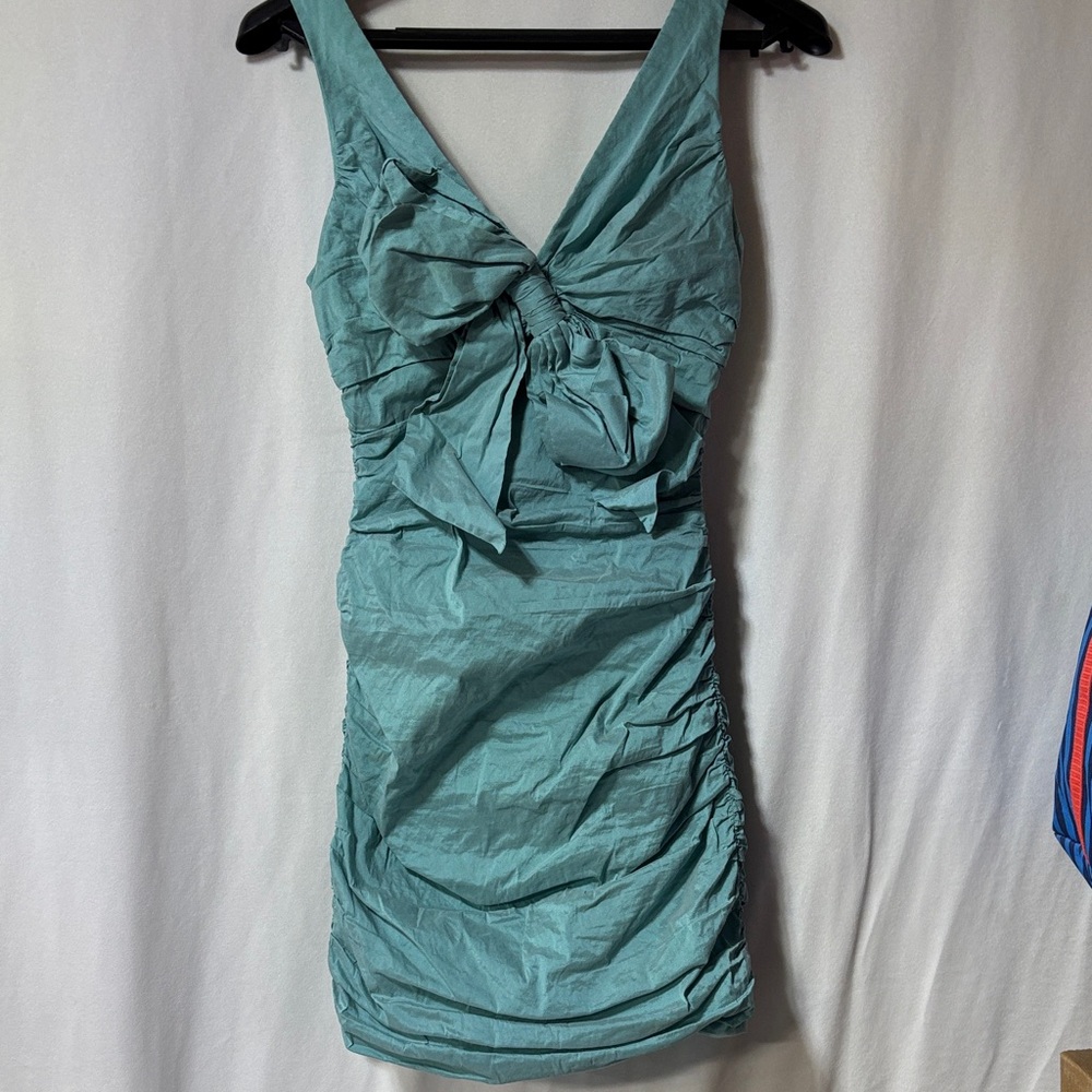 BCBGMaxAzria Aritzia Seafoam Green Surf Bow-Front Sleeveless dress size 2